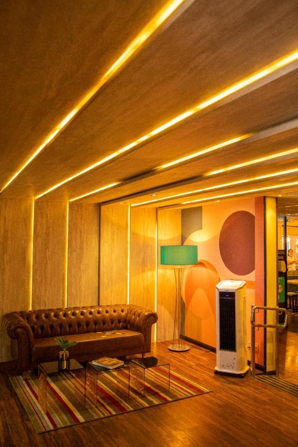 Jockey Class Hotel Терезина Екстериор снимка